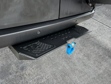 Load image into Gallery viewer, Owl Vans Aluminum Hitch Step
